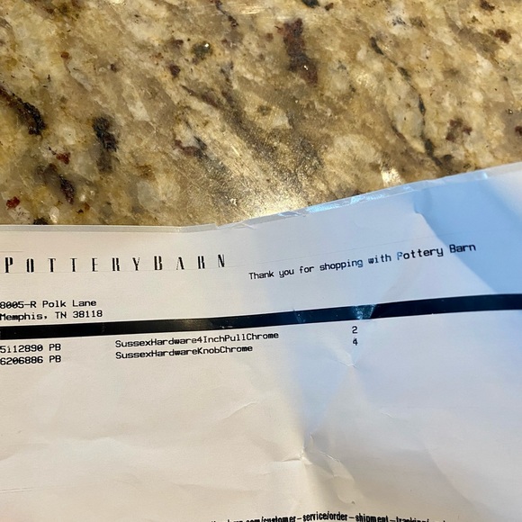 Hardware- 4 knobs and 2 pulls - Picture 3 of 3